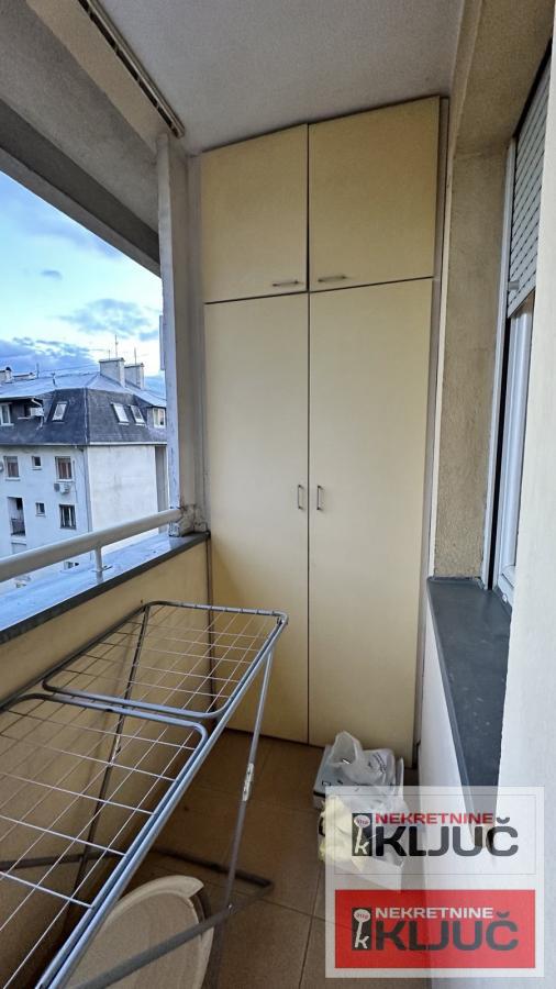 KOD BETANIJE, 83m2, Trosoban kod Betanije 11