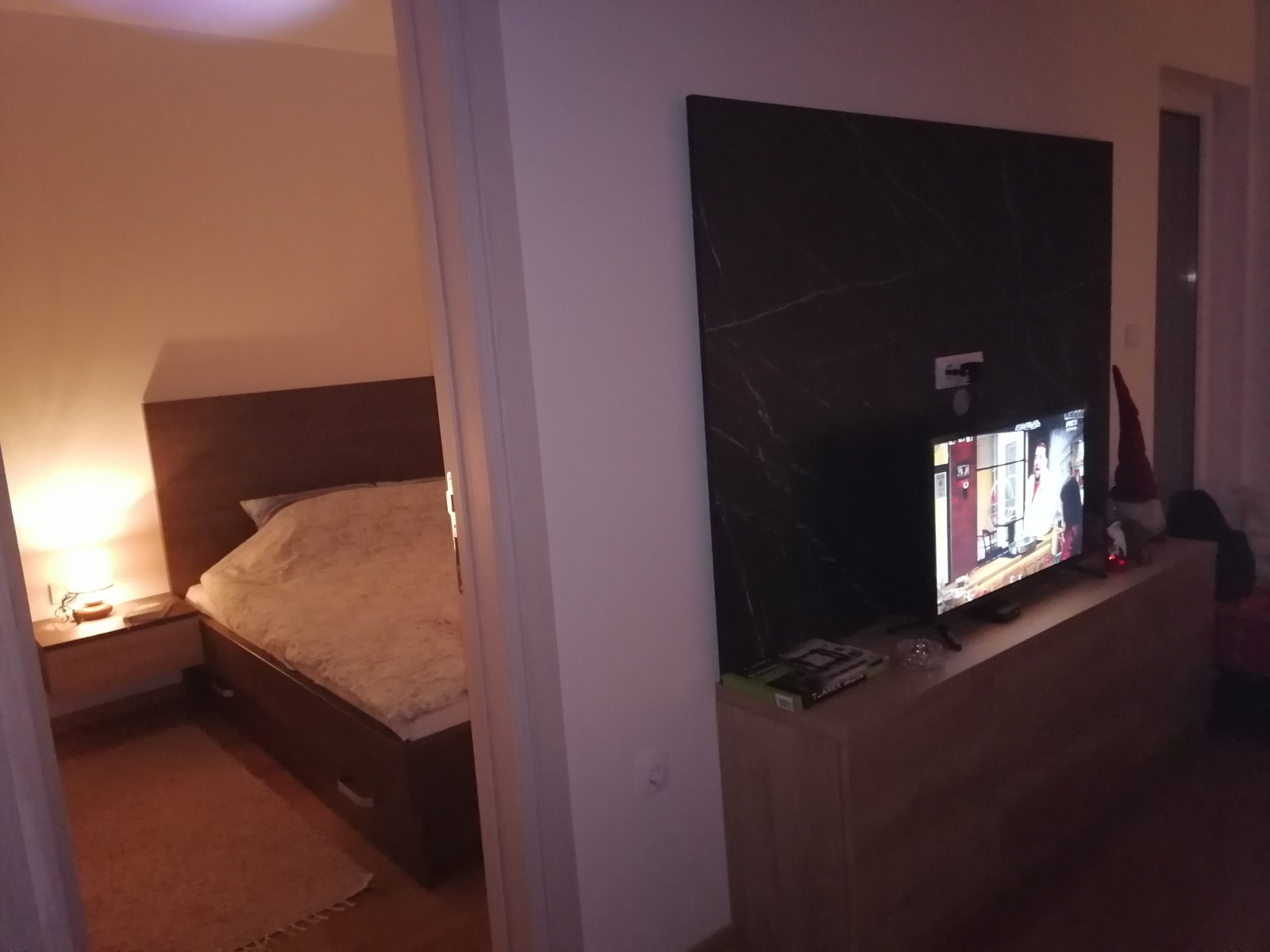 Prodajem apartman u centru Zlatibora 3