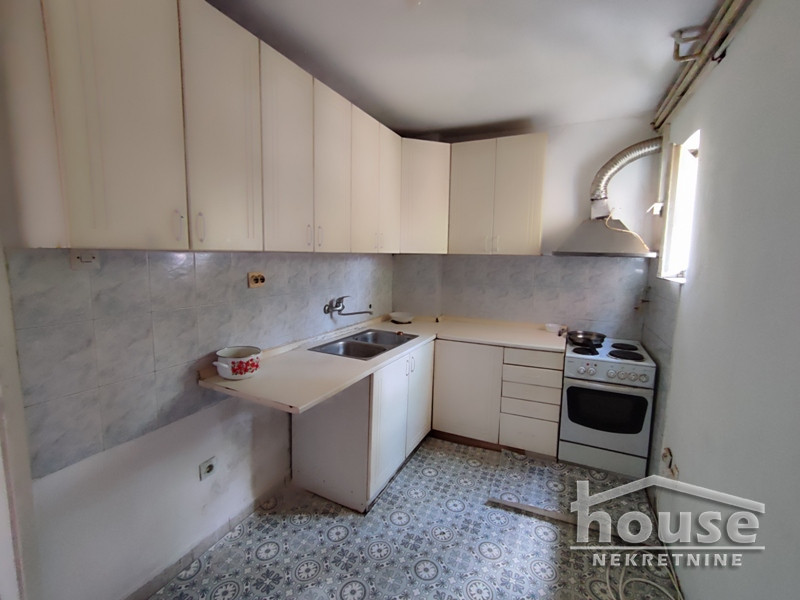 Kuće,NOVI SAD,DONJE SAJLOVO 393m2,4300€ , ID: 9115919 8