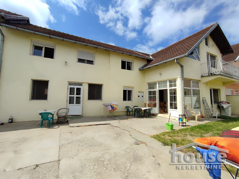 Kuće,NOVI SAD,DONJE SAJLOVO 393m2,4300€ , ID: 9115919 9