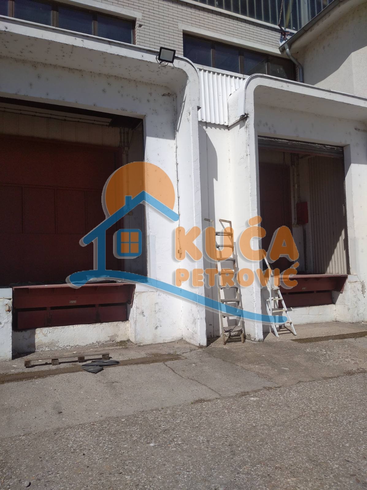 Lokal, 1911 m2, Crveni krst, Bulevar 12. februar ID: i-011923 1