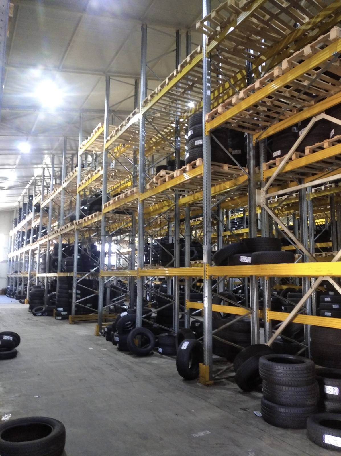 Lokal, 2883 m2, Crveni krst, Bulevar 12. februar ID: i-011922 2