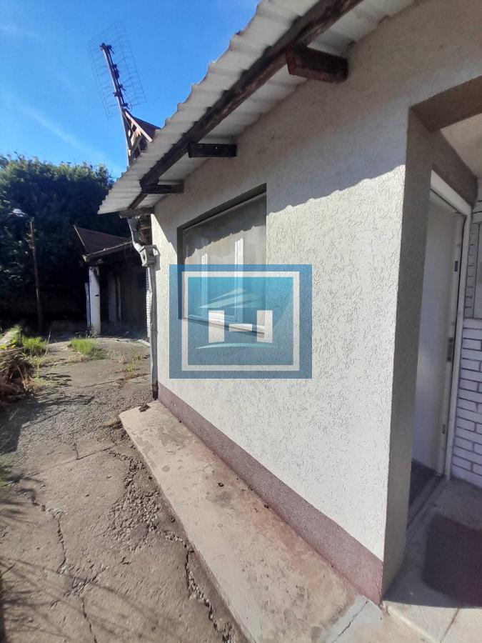 Poslovni prostor preuredjen u stan 5