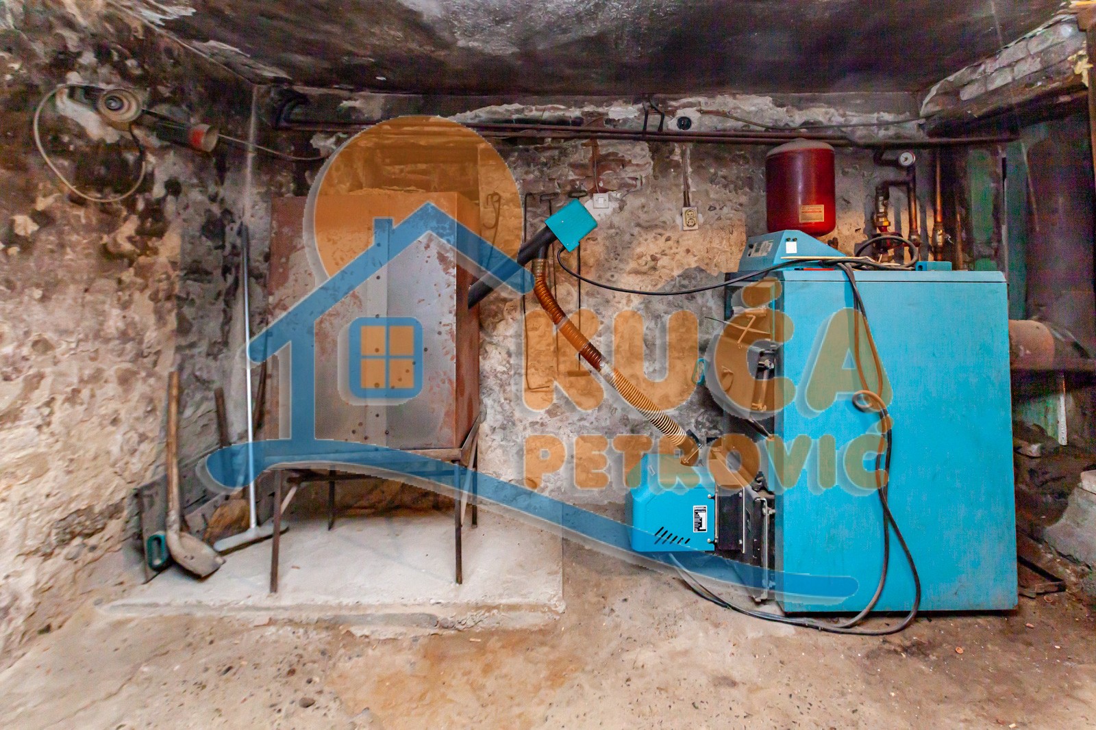 četvorosobna kuća, 360 m2, Palilula, Pasi poljana ID: p-011931 33