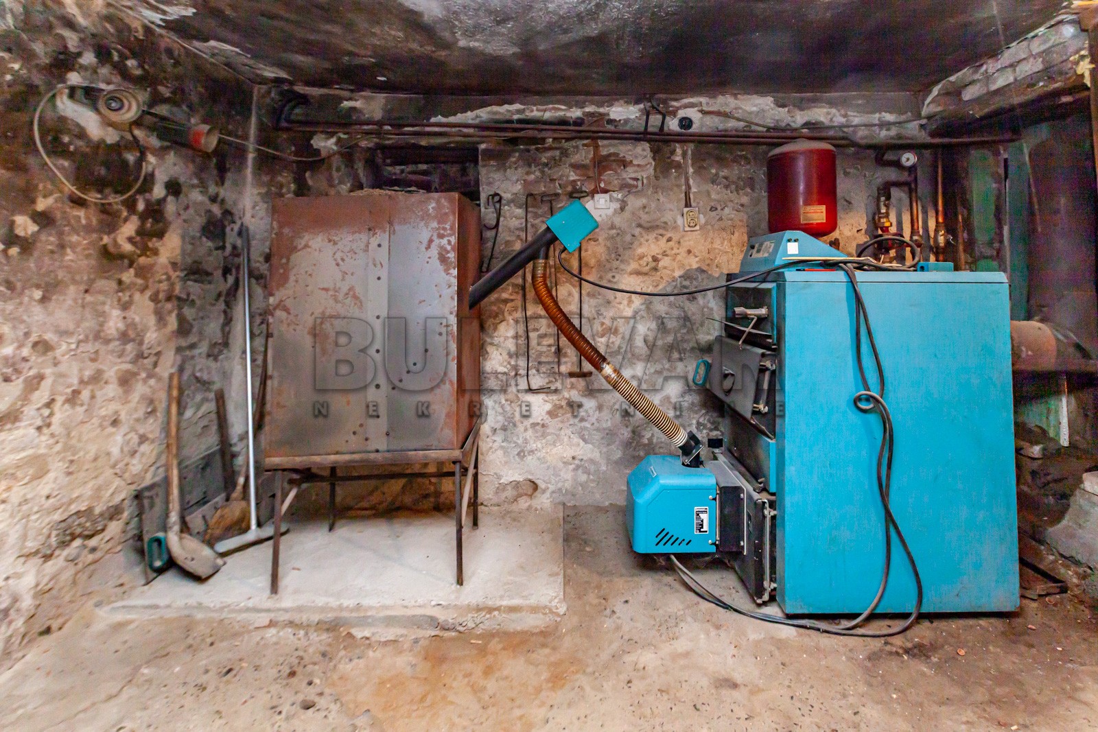 četvorosobna kuća, 360 m2, Palilula, Pasi poljana ID: p-011931 33