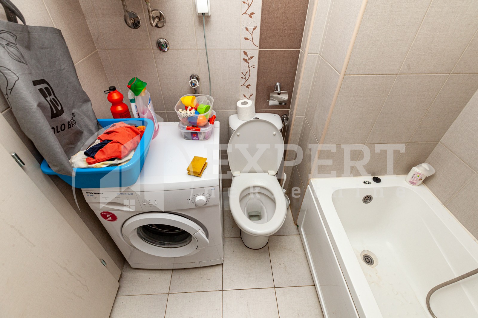 Dvosoban stan, 81 m2, Crveni Pevac, Cara Dušana ID: i-03912 14