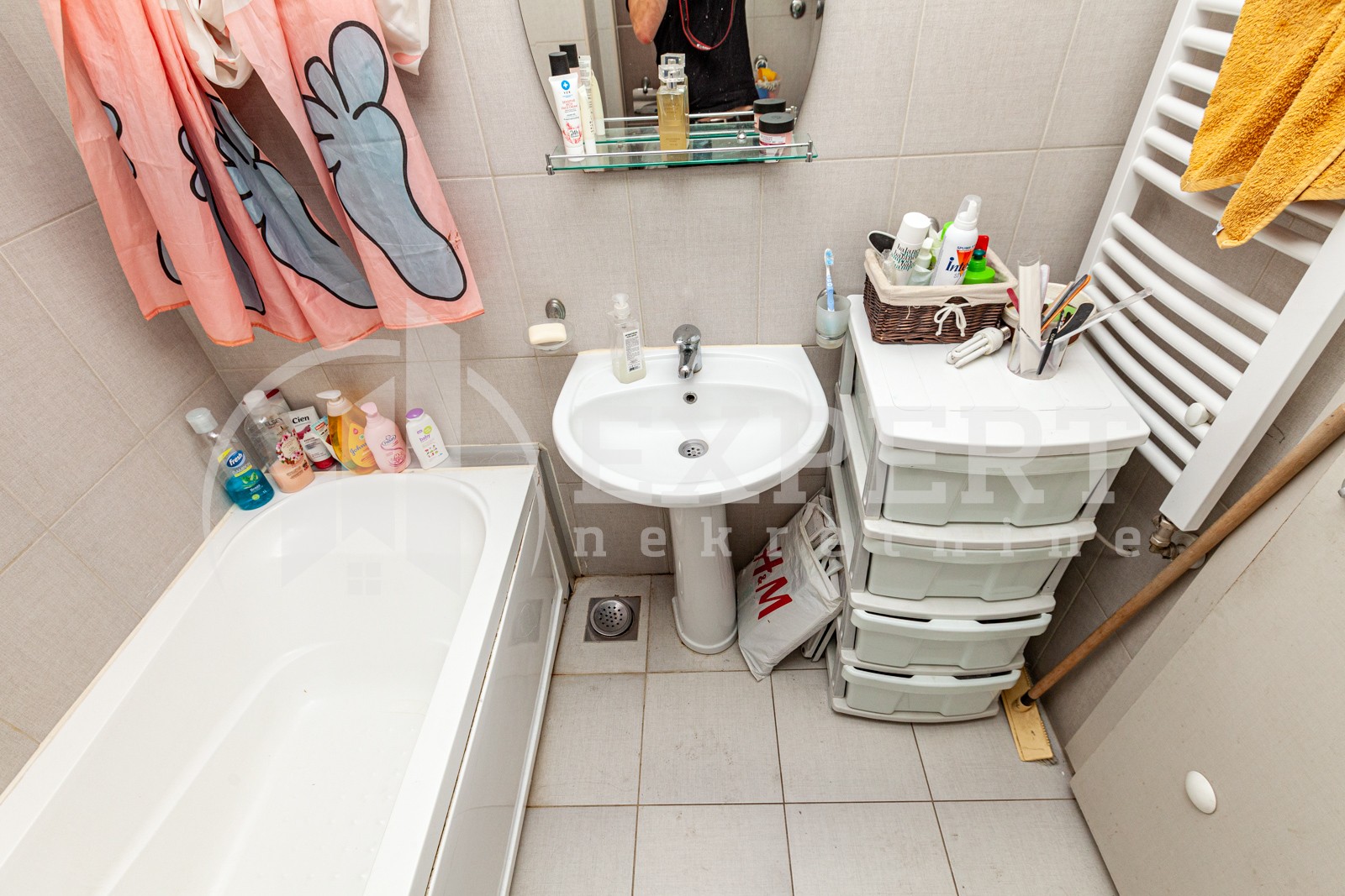 Dvosoban stan, 81 m2, Crveni Pevac, Cara Dušana ID: i-03912 15