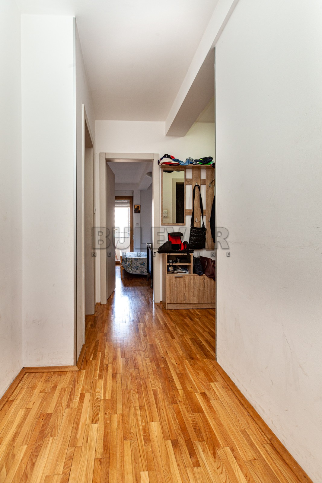 Dvosoban stan, 81 m2, Crveni Pevac, Cara Dušana ID: i-03912 10