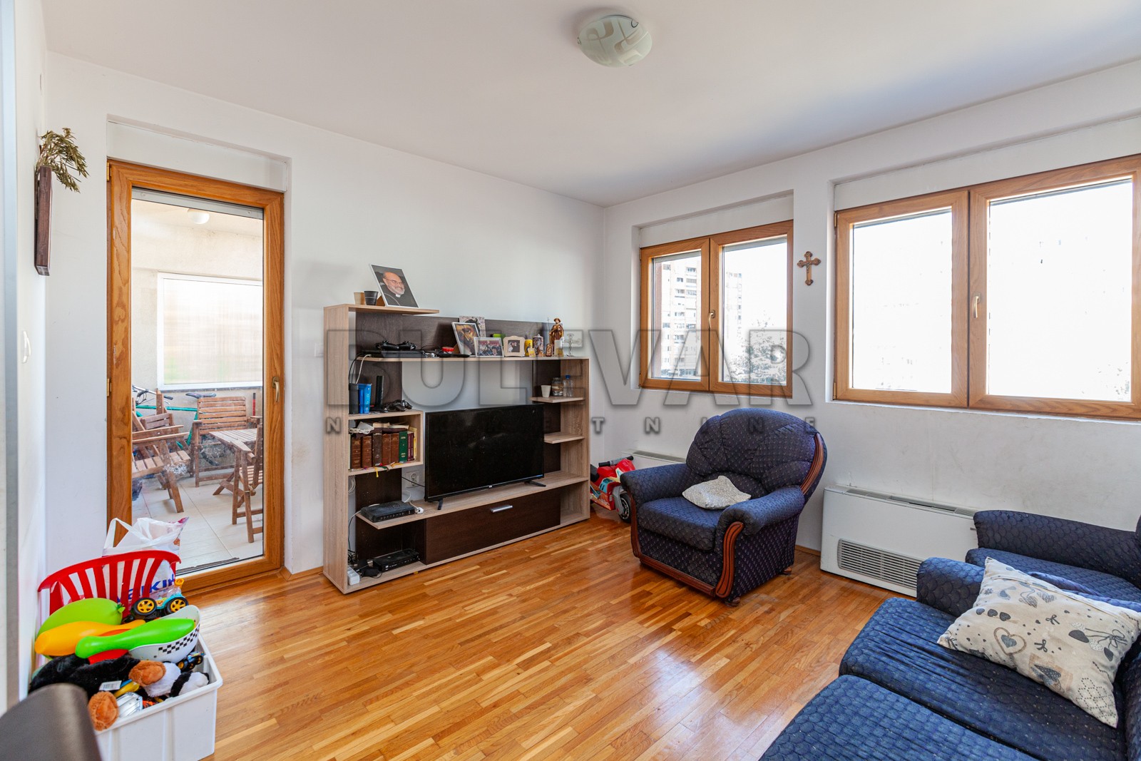 Dvosoban stan, 81 m2, Crveni Pevac, Cara Dušana ID: i-03912 3