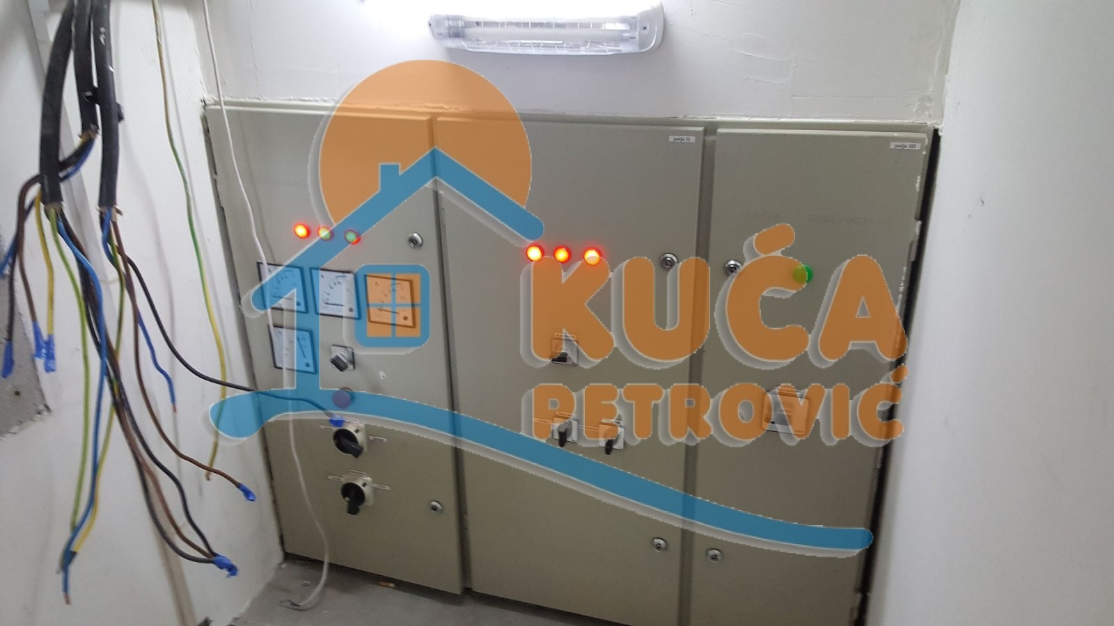 Lokal, 150 m2, Filozofski fakultet, Kralja Stefana Prvovenčanog ID: i-011938 8