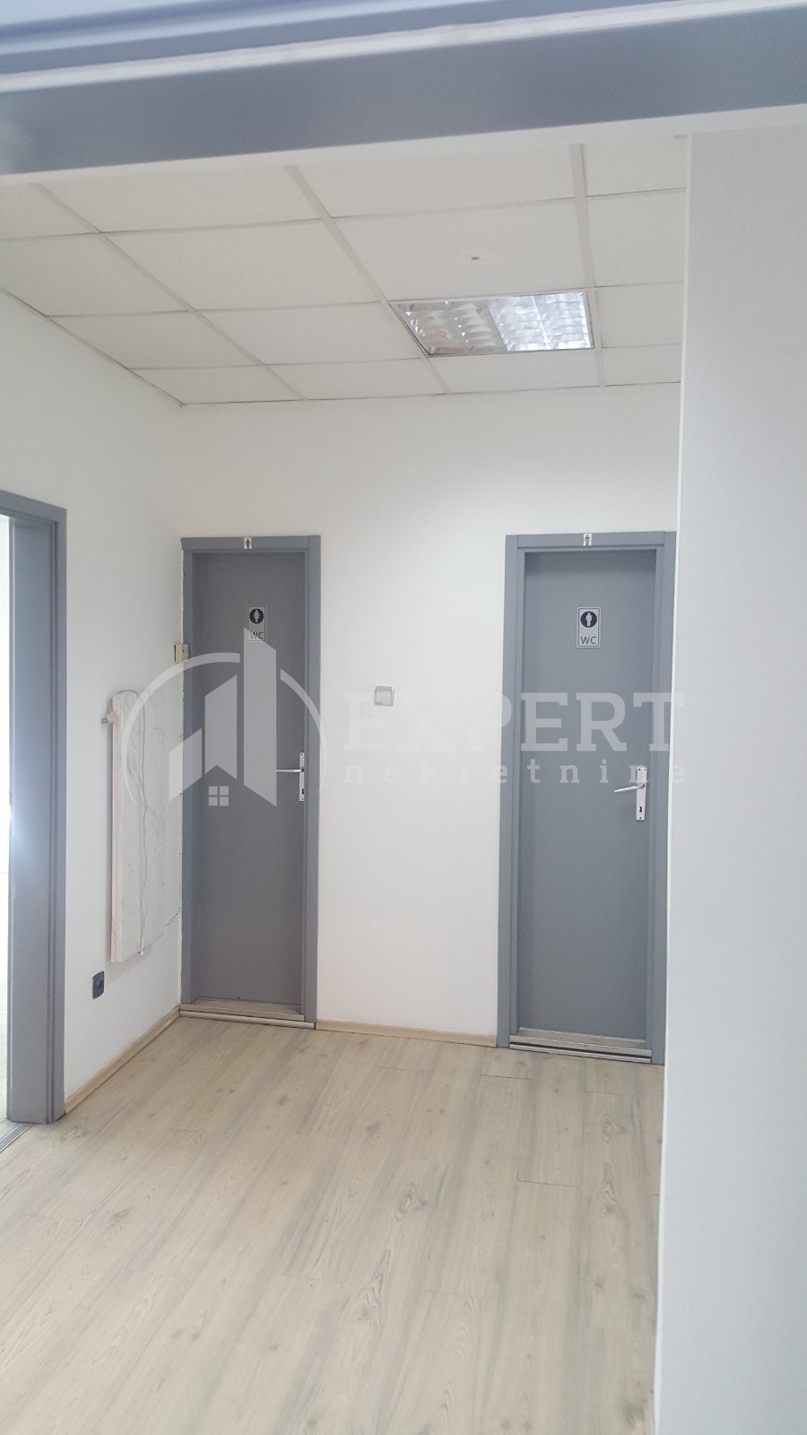 Lokal, 150 m2, Filozofski fakultet, Kralja Stefana Prvovenčanog ID: i-011938 10