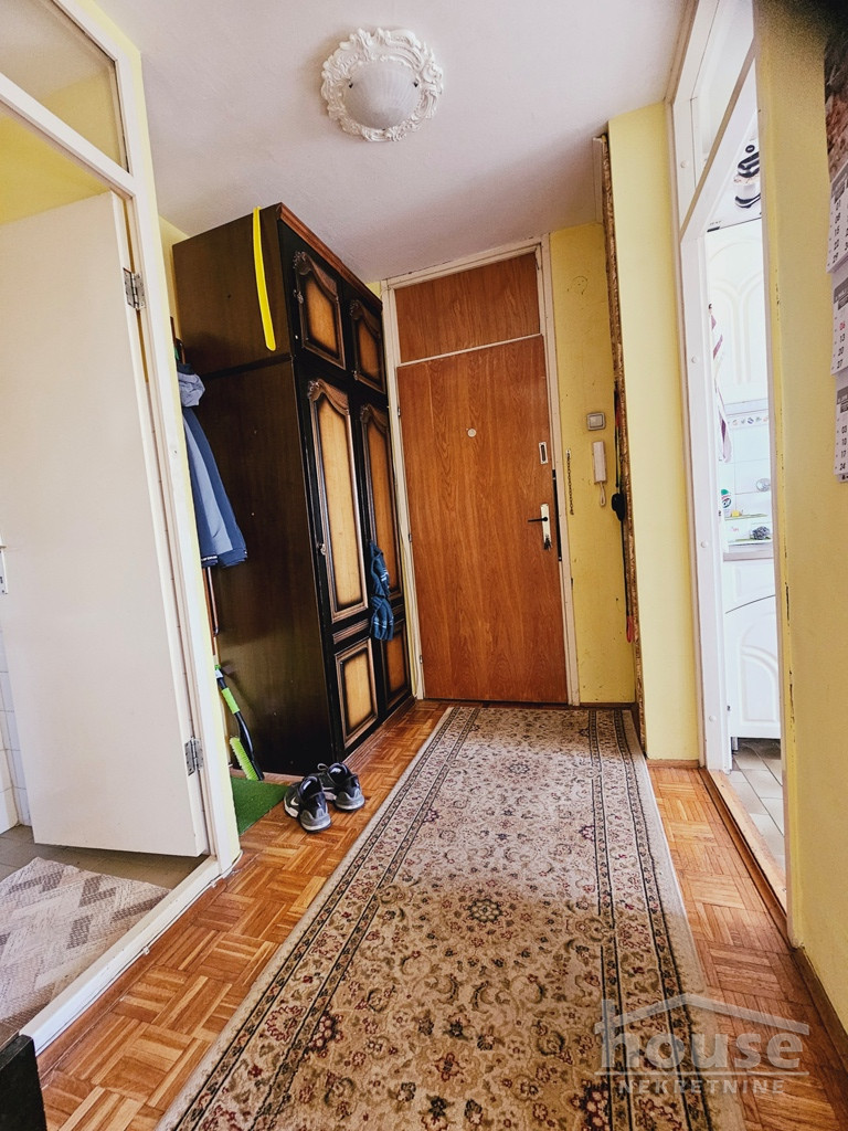 Stan,NOVI SAD,NOVO NASELJE 87m2,185400€ , ID: 1061947 2