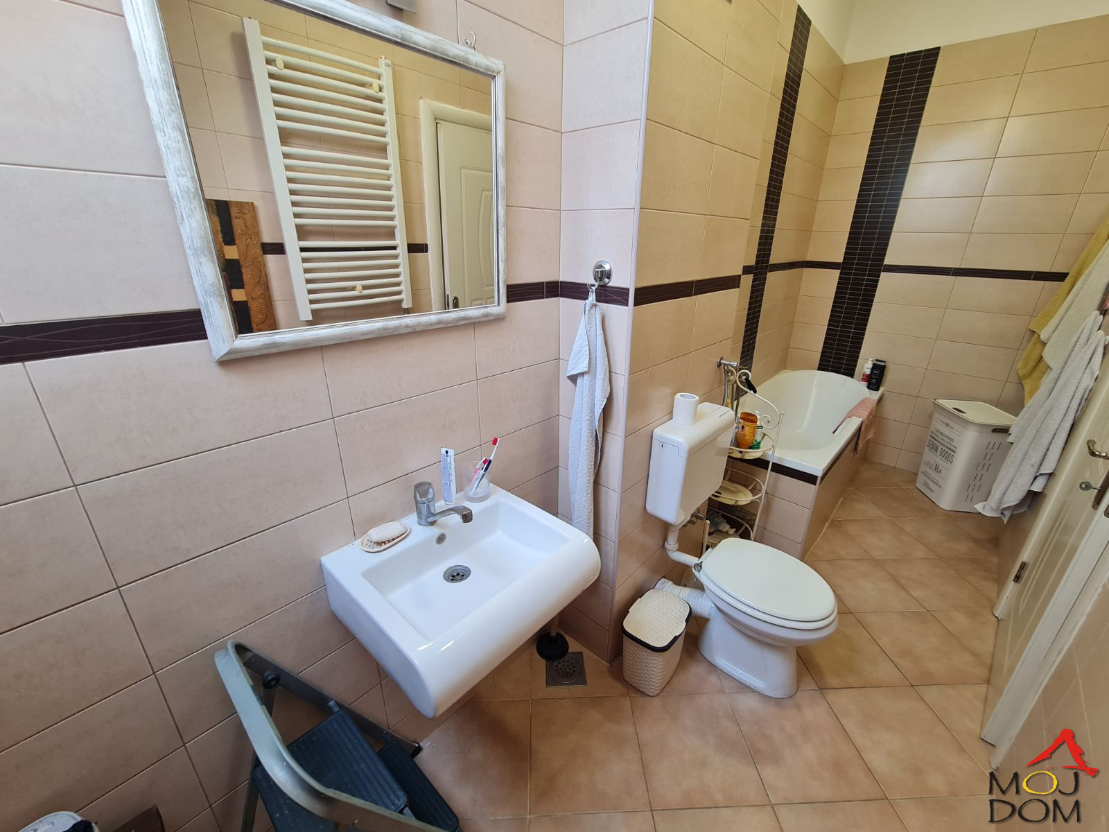 Stan,NOVI SAD,NOVO NASELJE,kv: 78, € 185400, ID: 1028564 15