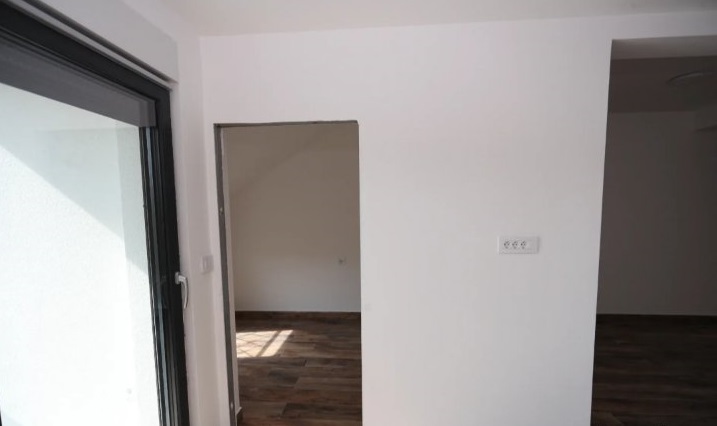 Prodajem nov apartman Banja Vrdnik Fruska Gora 4