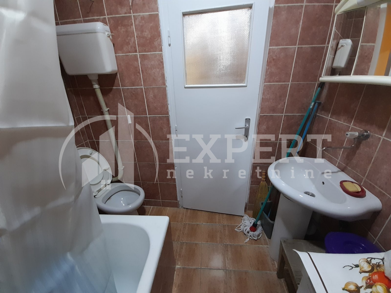 Jednosoban stan, 41 m2, Centar, Strahinjića Bana ID: i-011951 15