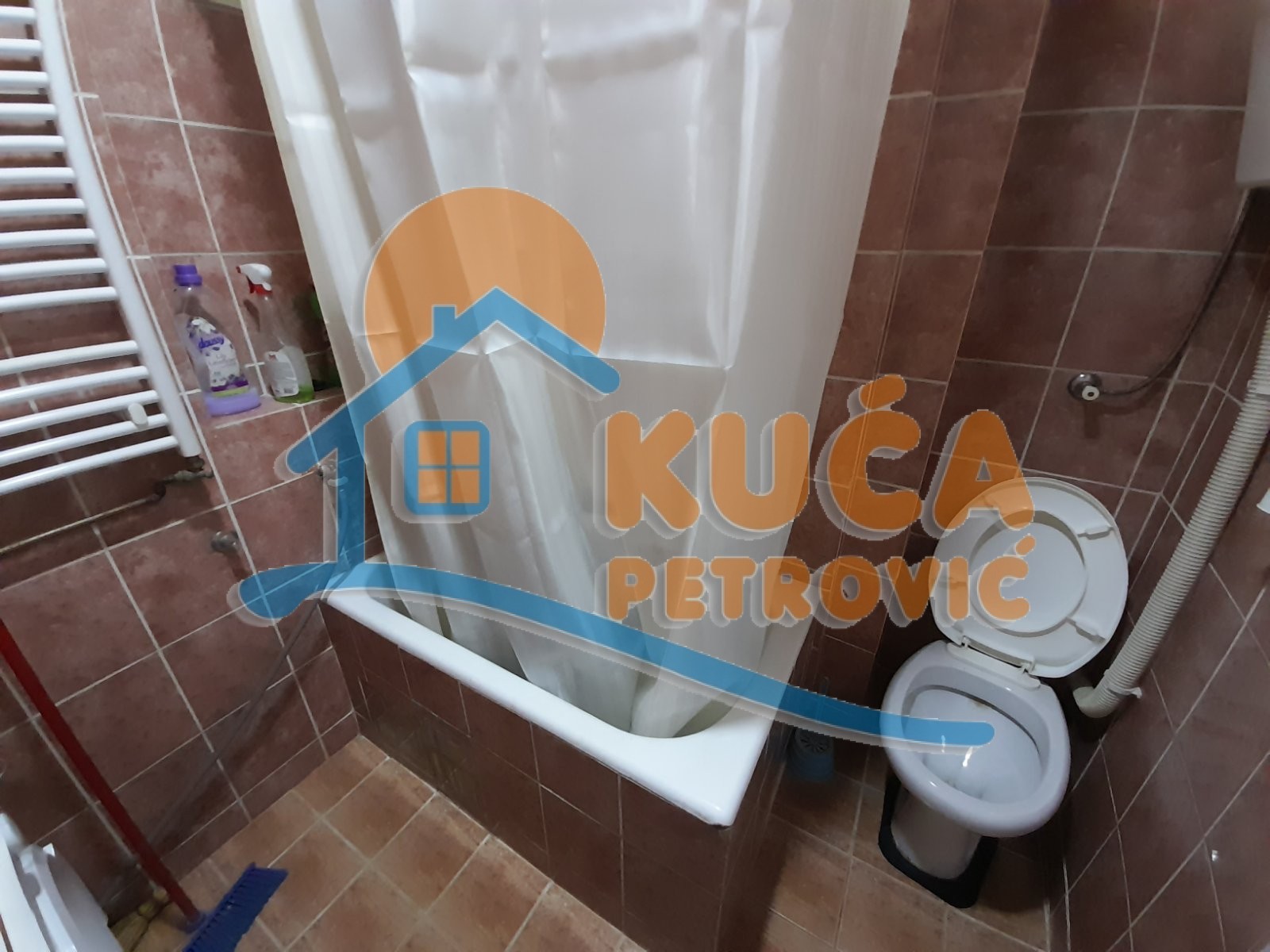 Jednosoban stan, 41 m2, Centar, Strahinjića Bana ID: i-011951 16