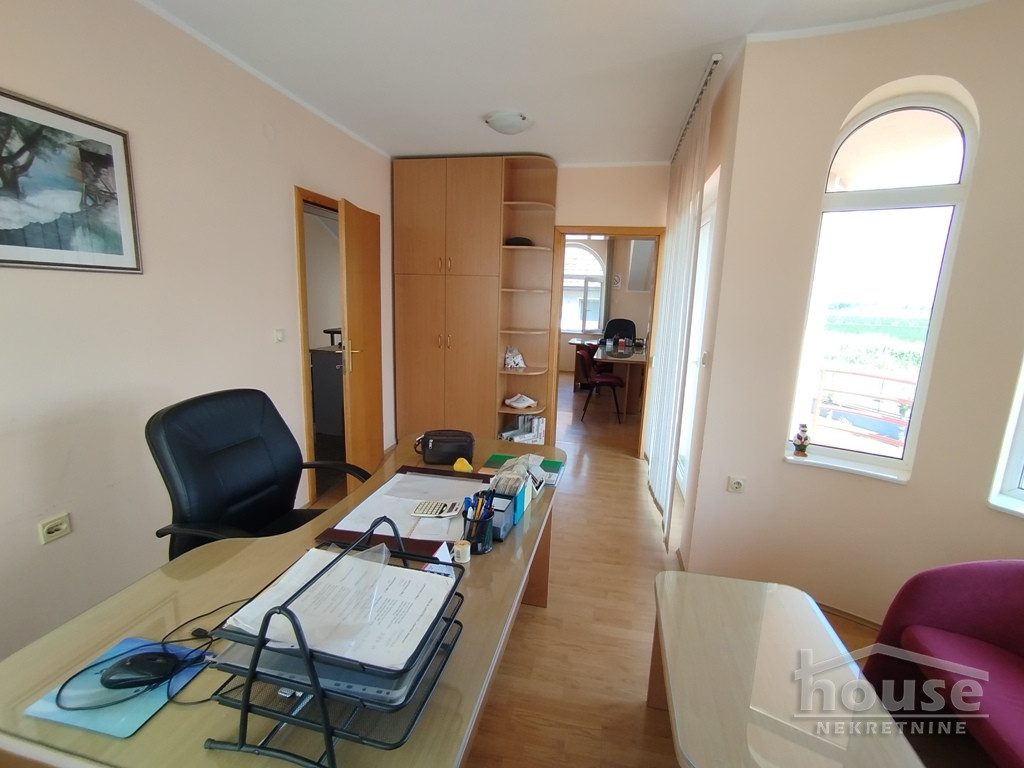 Kuće,RUMENKA,KRAJ SELA 180m2,1300€ , ID: 9116563 9
