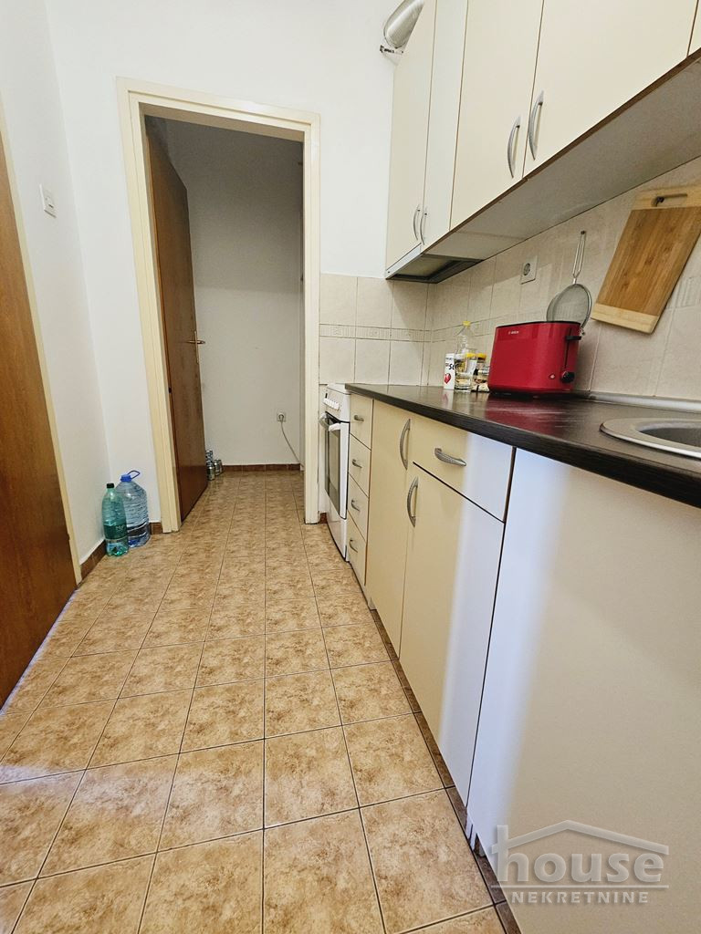 Stan,NOVI SAD,CENTAR 35m2,103000€ , ID: 1062041 6