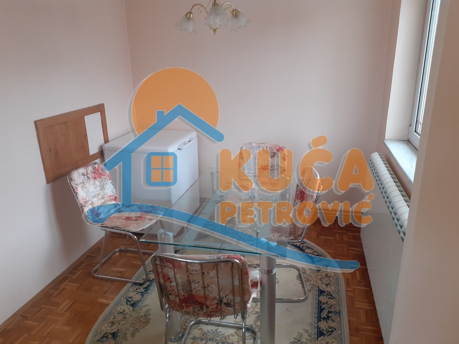 Trosoban stan, 90 m2, Centar, Jeronimova ID: i-09596 1