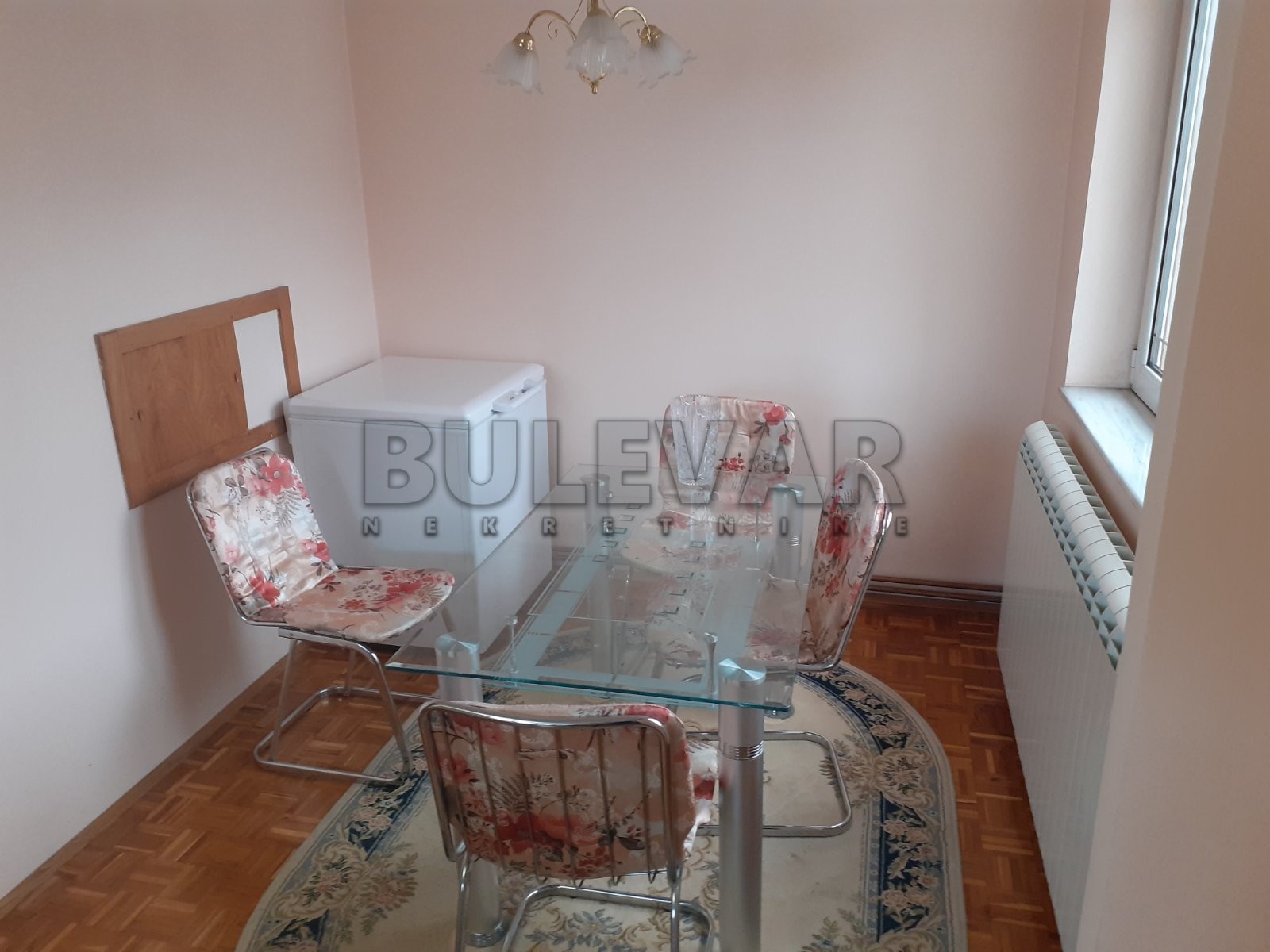 Trosoban stan, 90 m2, Centar, Jeronimova ID: i-09596 1