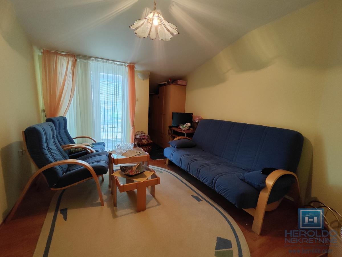 Kuća sa velikim placem 19