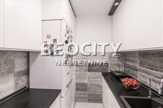 Trosoban stan, 72 m2, Blok 23, Bulevar Milutina Milankovića ID: 111432 4