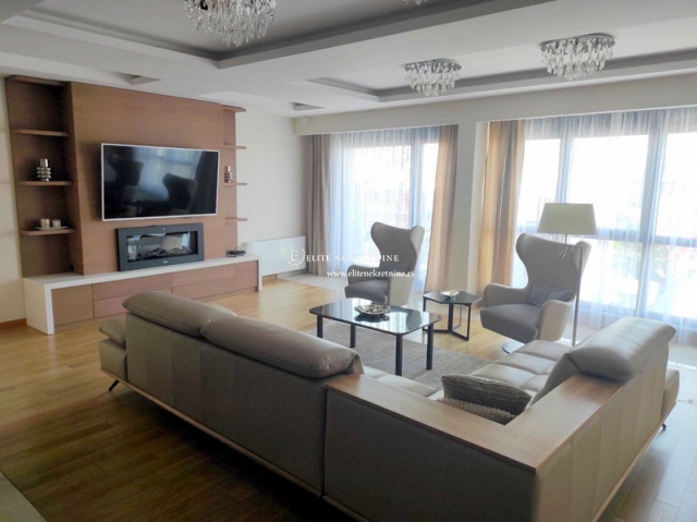 Izdavanje Cetvorosoban lux stan sa garazom Vracar 2