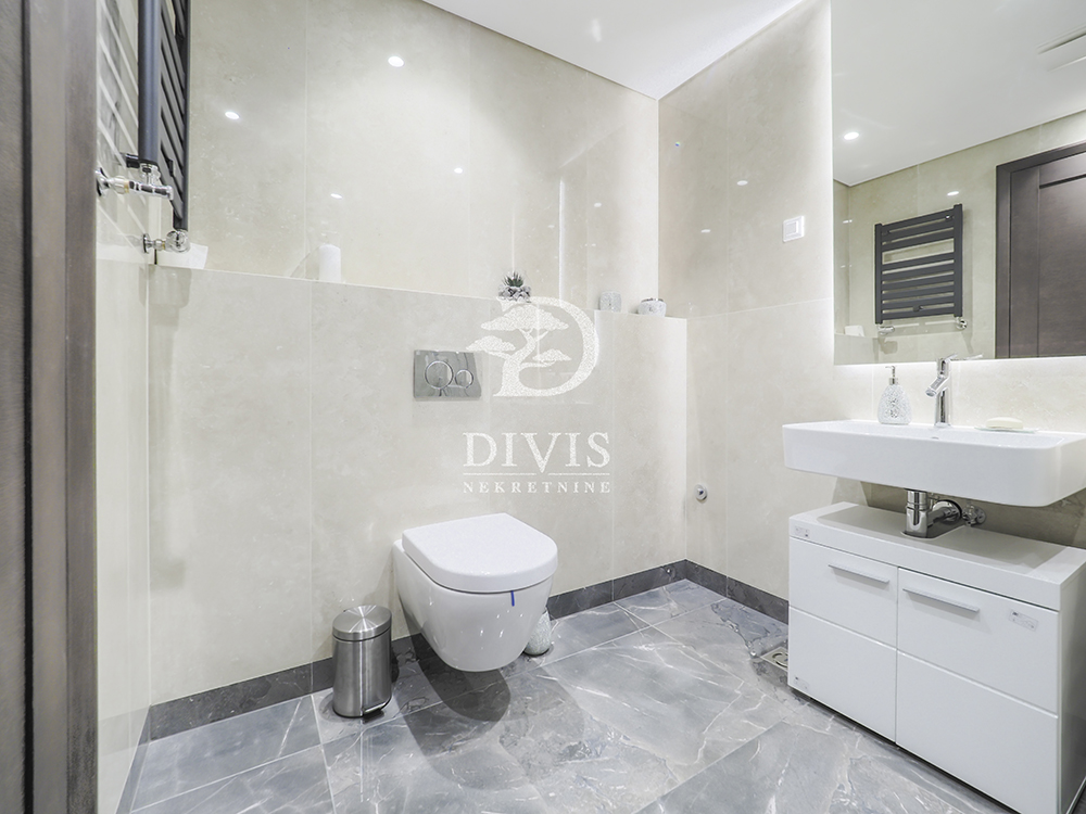 Izdajemo stan  Kneza Miloša Residence 61m² 4