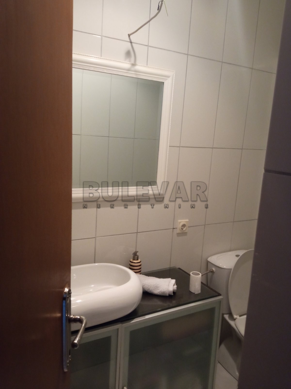 Trosoban stan, 74 m2, Centar, Vuka Karadžića ID: p-011995 6