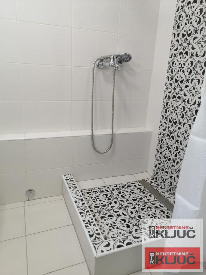 KOD SINAGOGE, 37m2, Jednosoban, NAMEŠTEN! 10