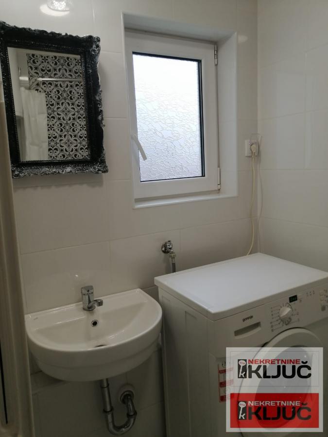 KOD SINAGOGE, 37m2, Jednosoban, NAMEŠTEN! 3