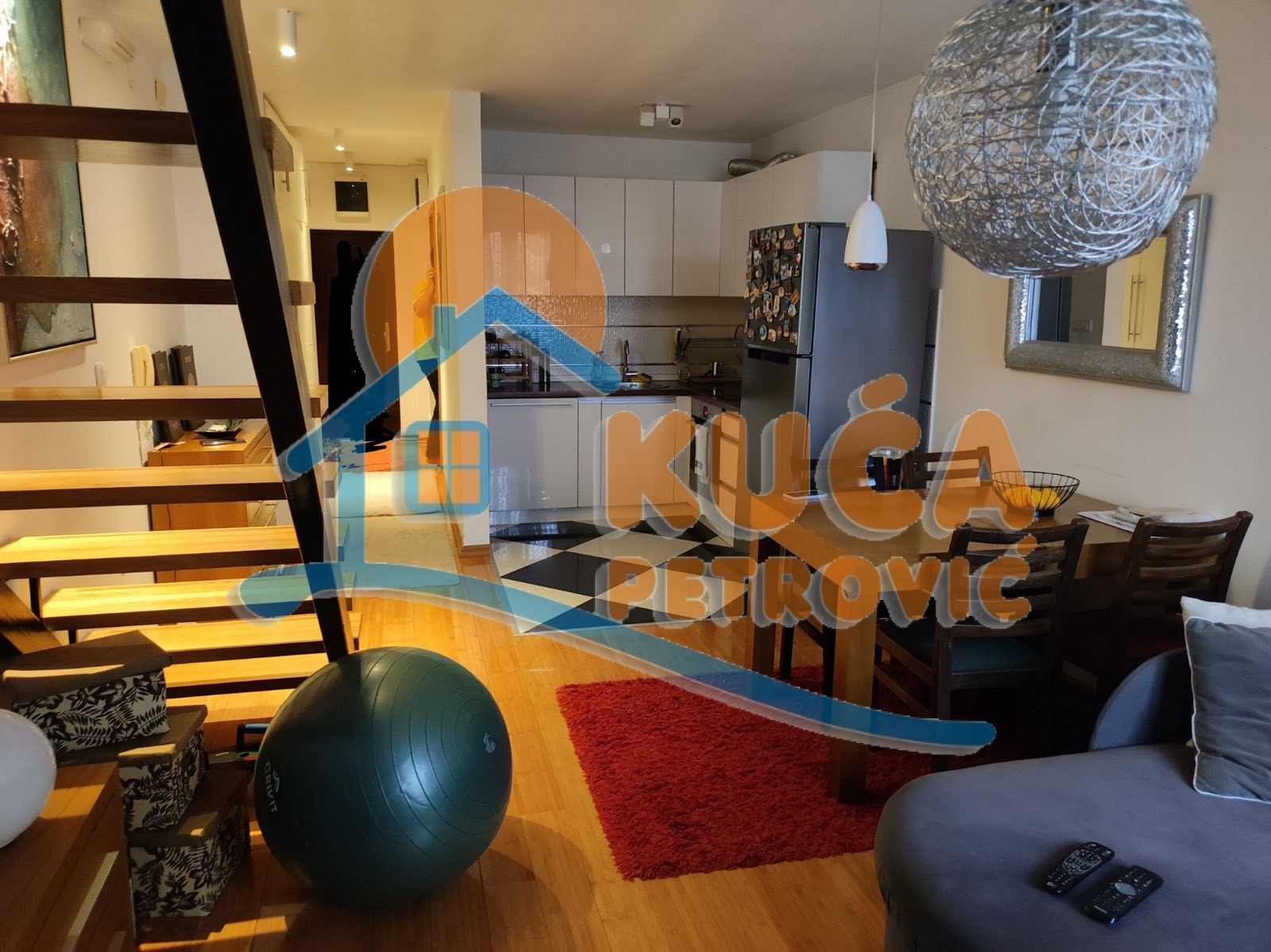 Jednosoban stan, 55 m2, Centar, Milorada Veljkovića Špaje ID: i-010257 6