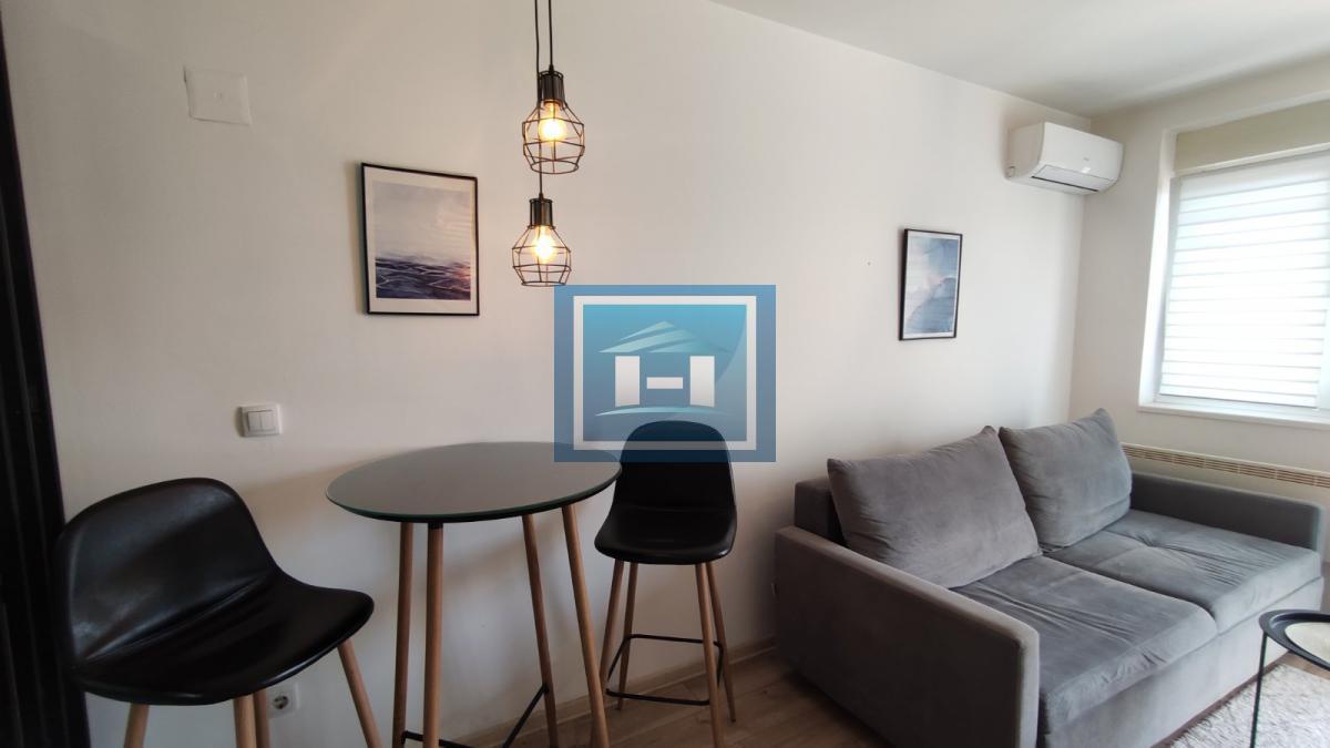 Garsonjera u centru Jagodine u novogradnji 1