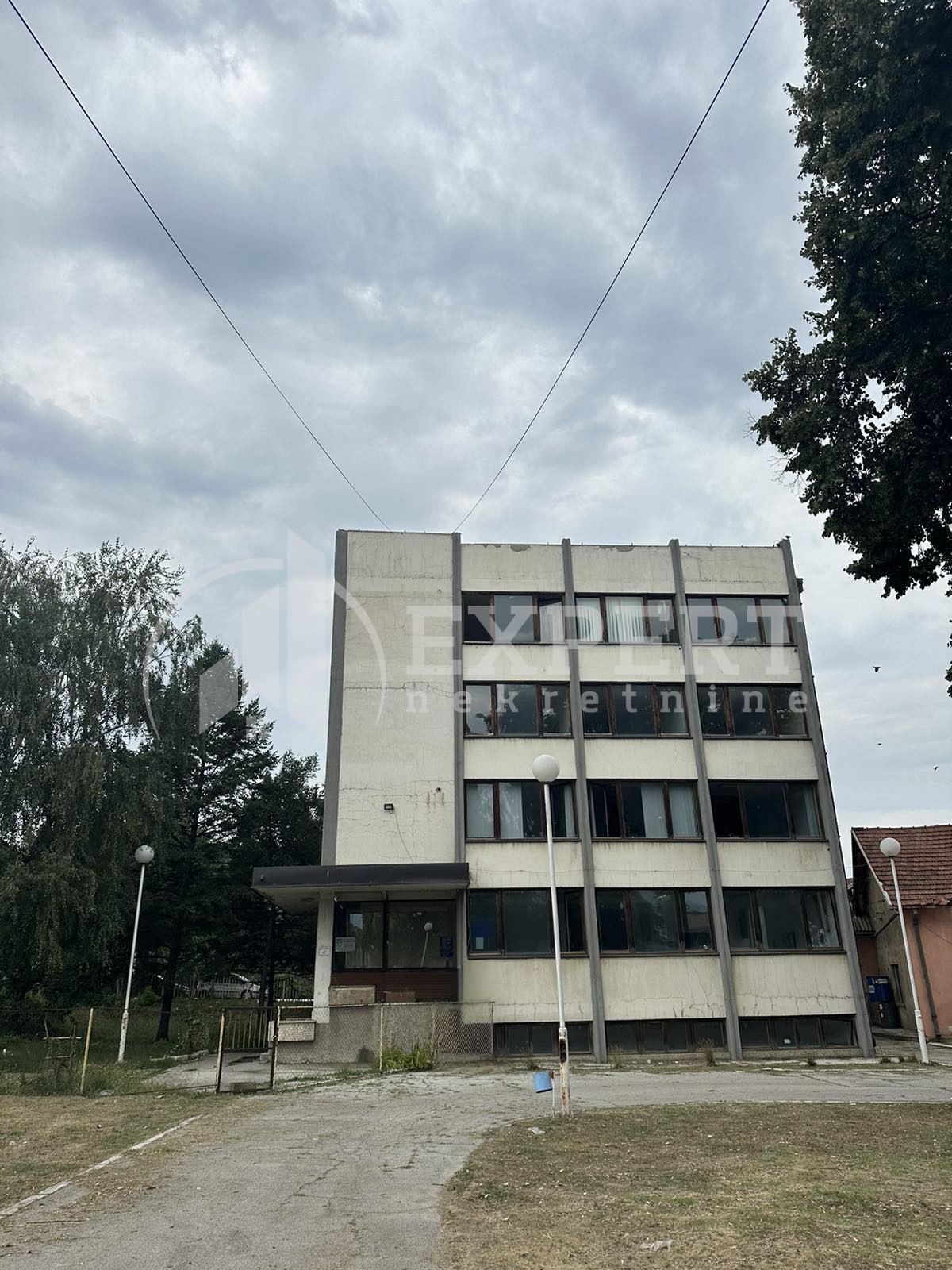 Lokal, 1240 m2, Vasilija Đurovića Žarkog ID: i-012022 8
