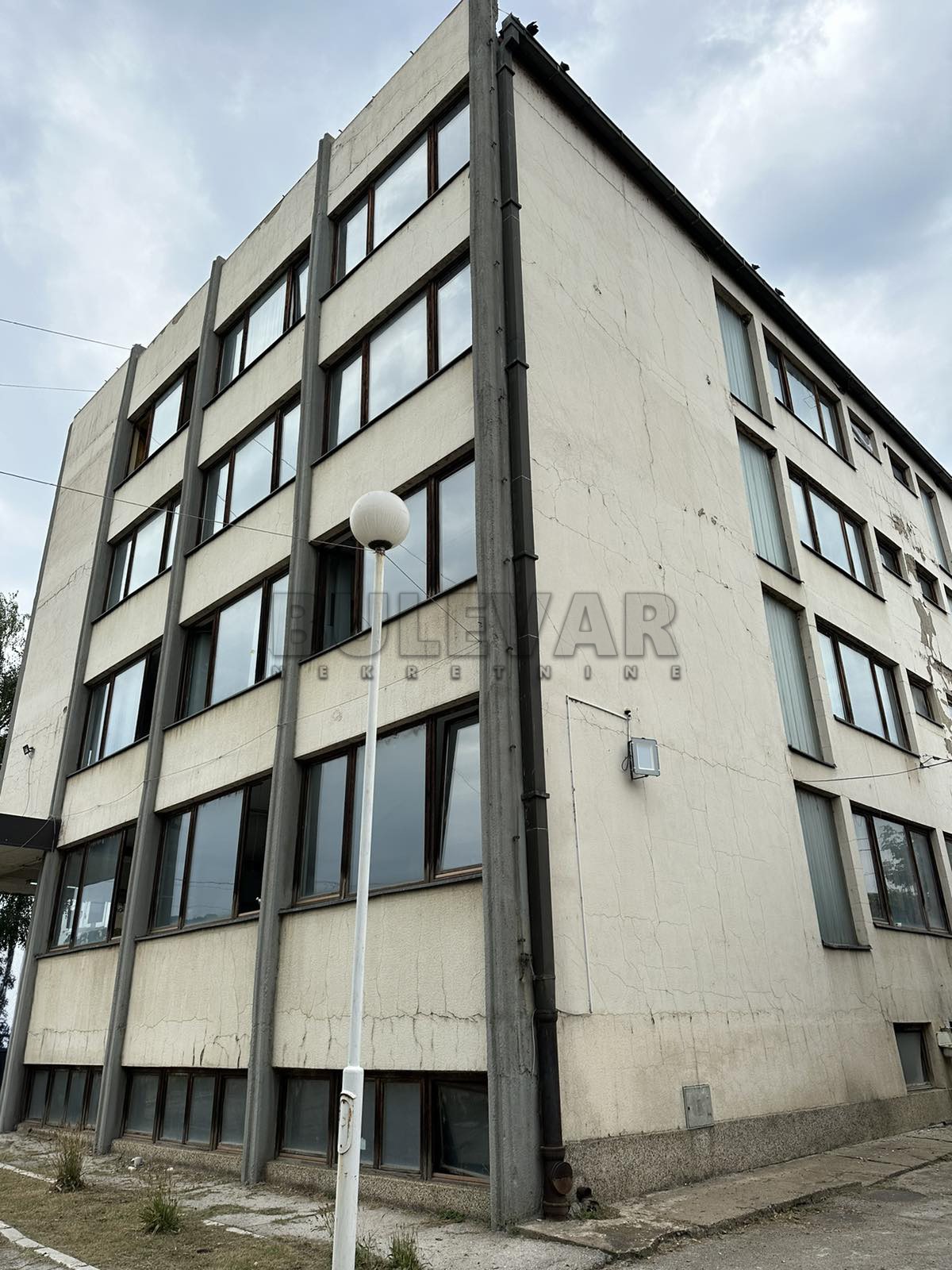 Lokal, 1240 m2, Vasilija Đurovića Žarkog ID: i-012022 7