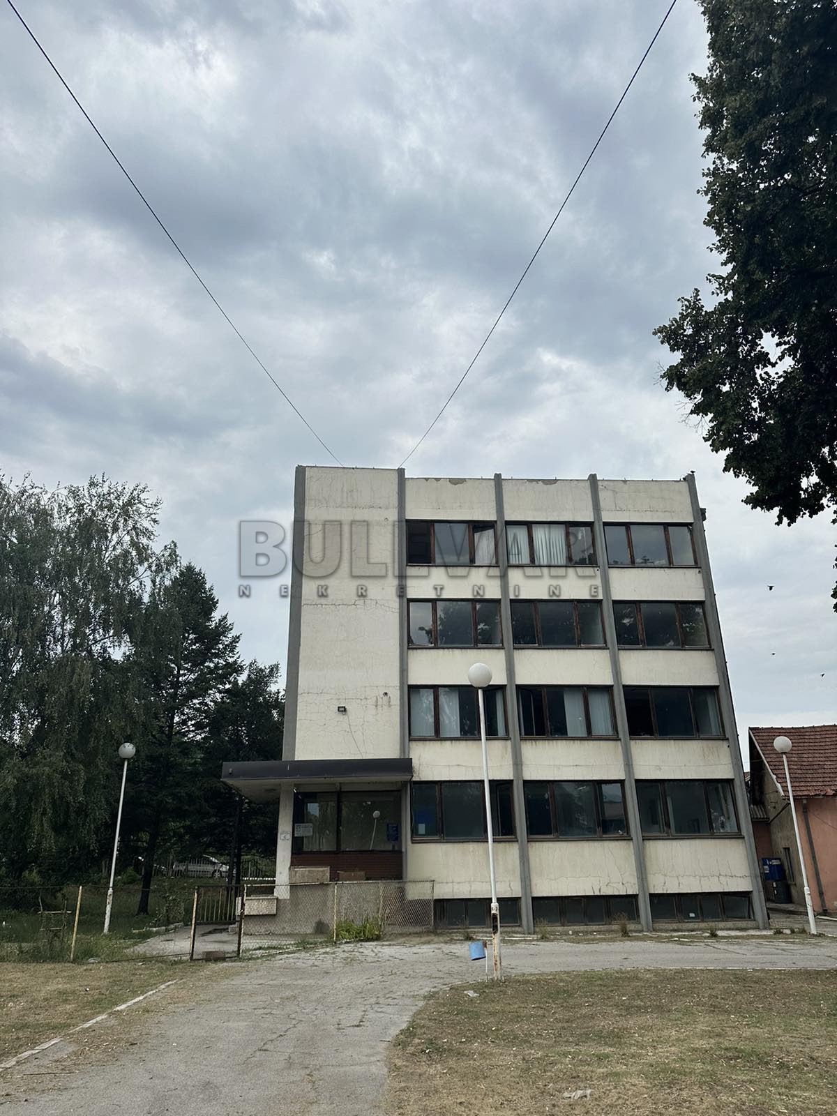 Lokal, 1240 m2, Vasilija Đurovića Žarkog ID: i-012022 8