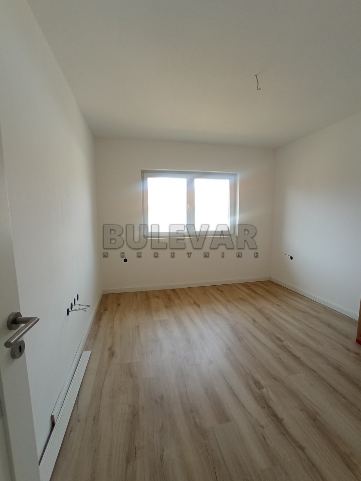 Lokal, 385 m2, Palilula, Osme srpske brigade ID: i-012023 8