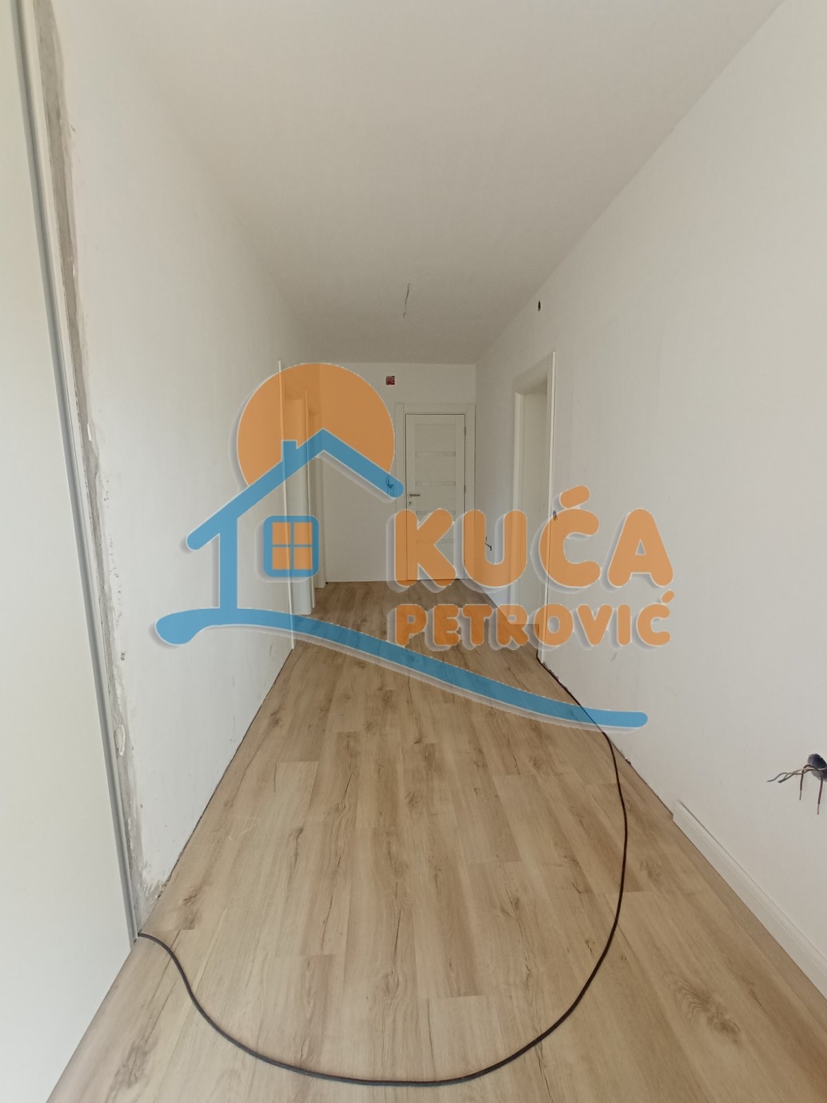 Lokal, 385 m2, Palilula, Osme srpske brigade ID: i-012023 6