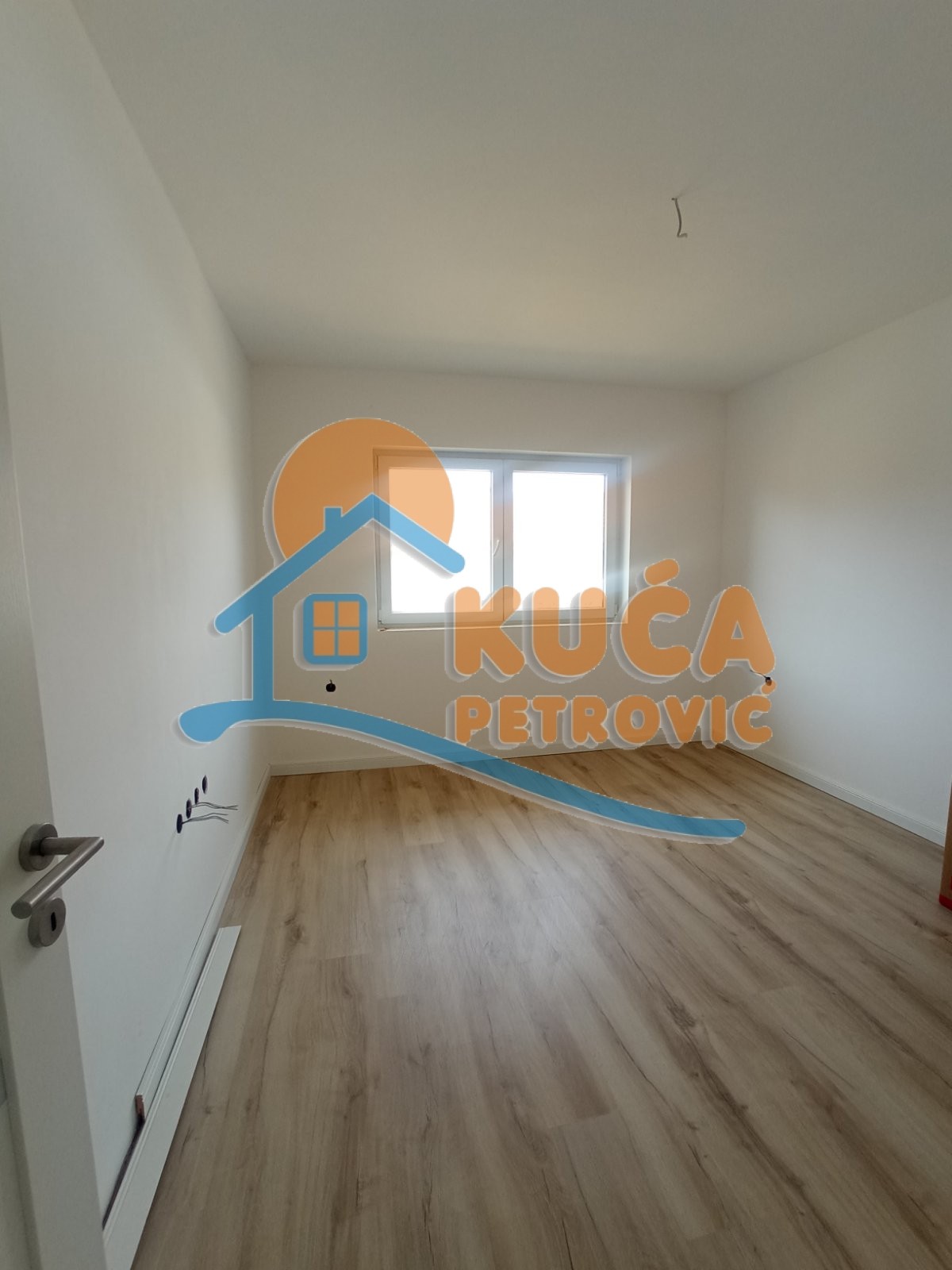 Lokal, 385 m2, Palilula, Osme srpske brigade ID: i-012023 8