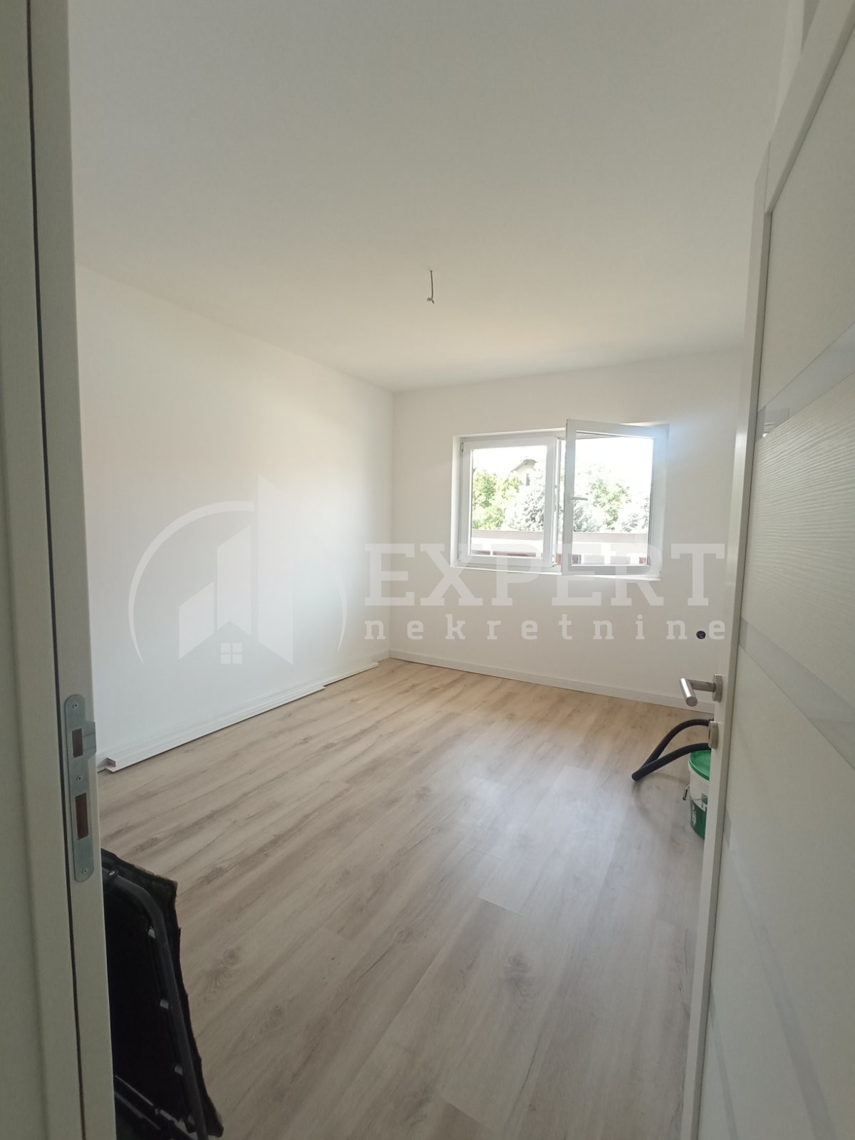 Lokal, 385 m2, Palilula, Osme srpske brigade ID: i-012023 7