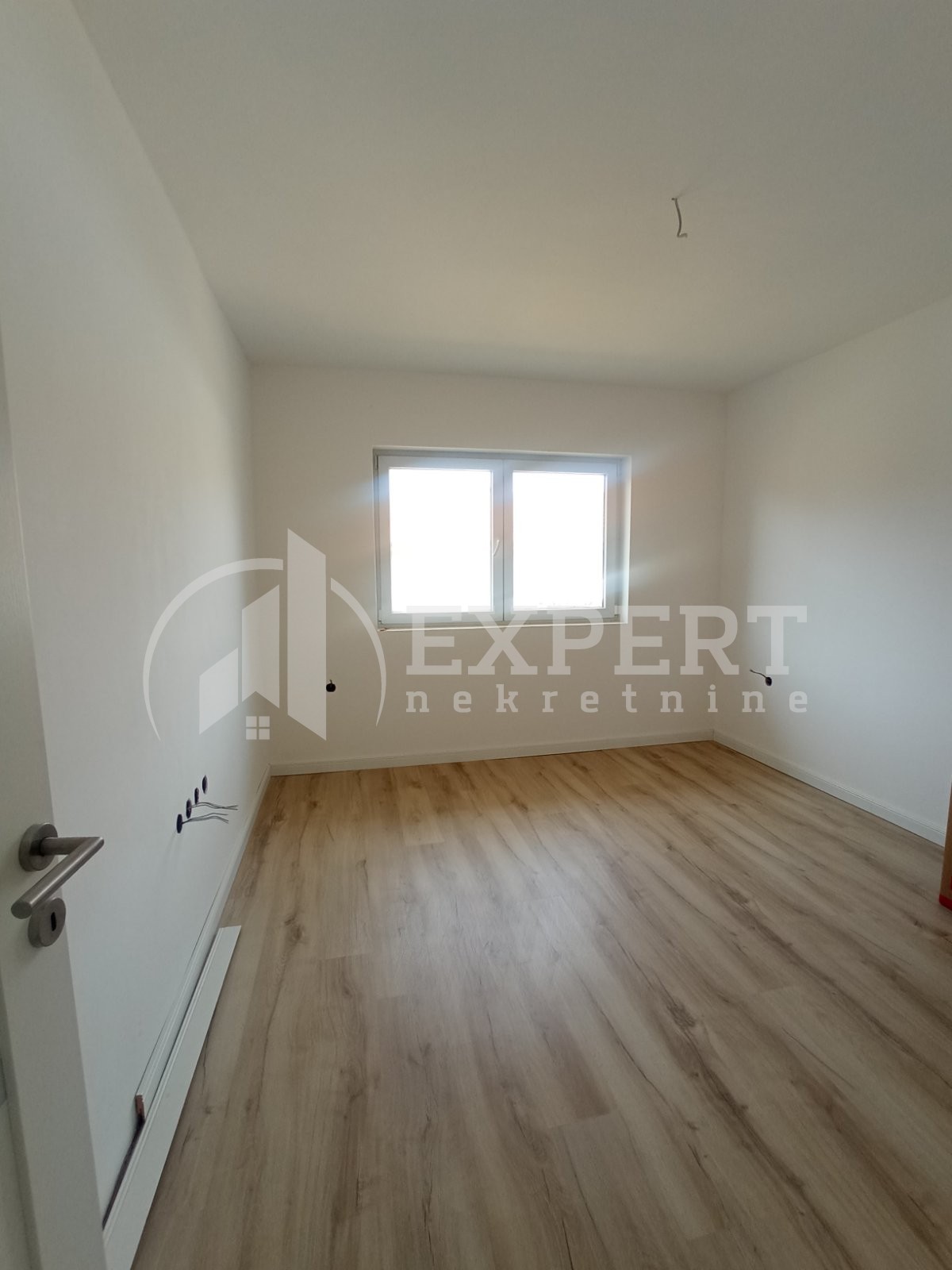 Lokal, 385 m2, Palilula, Osme srpske brigade ID: i-012023 8