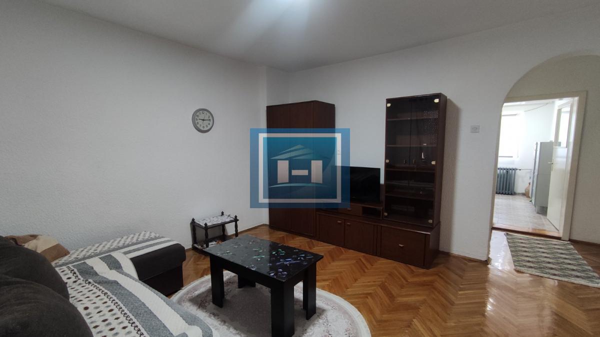 Porodični stan u centru Jagodine 9