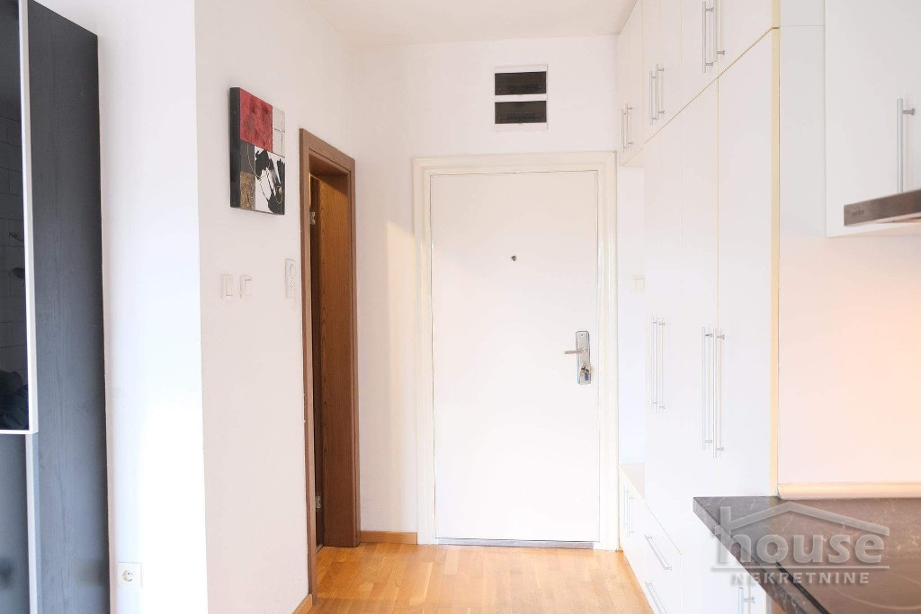 Stan,NOVI SAD,CENTAR 25m2,77250€ , ID: 1062088 7