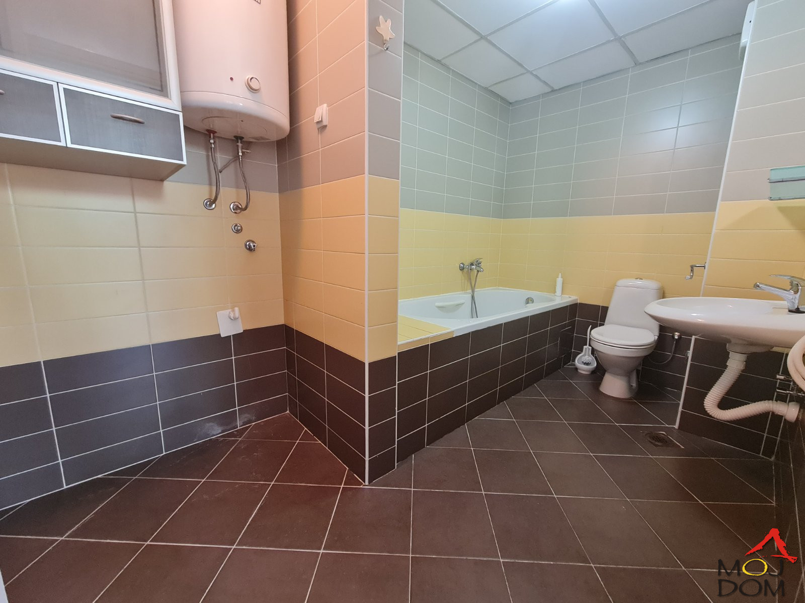 Stan,NOVI SAD,SOCIJALNO,kv: 93, € 189000, ID: 1028714 14