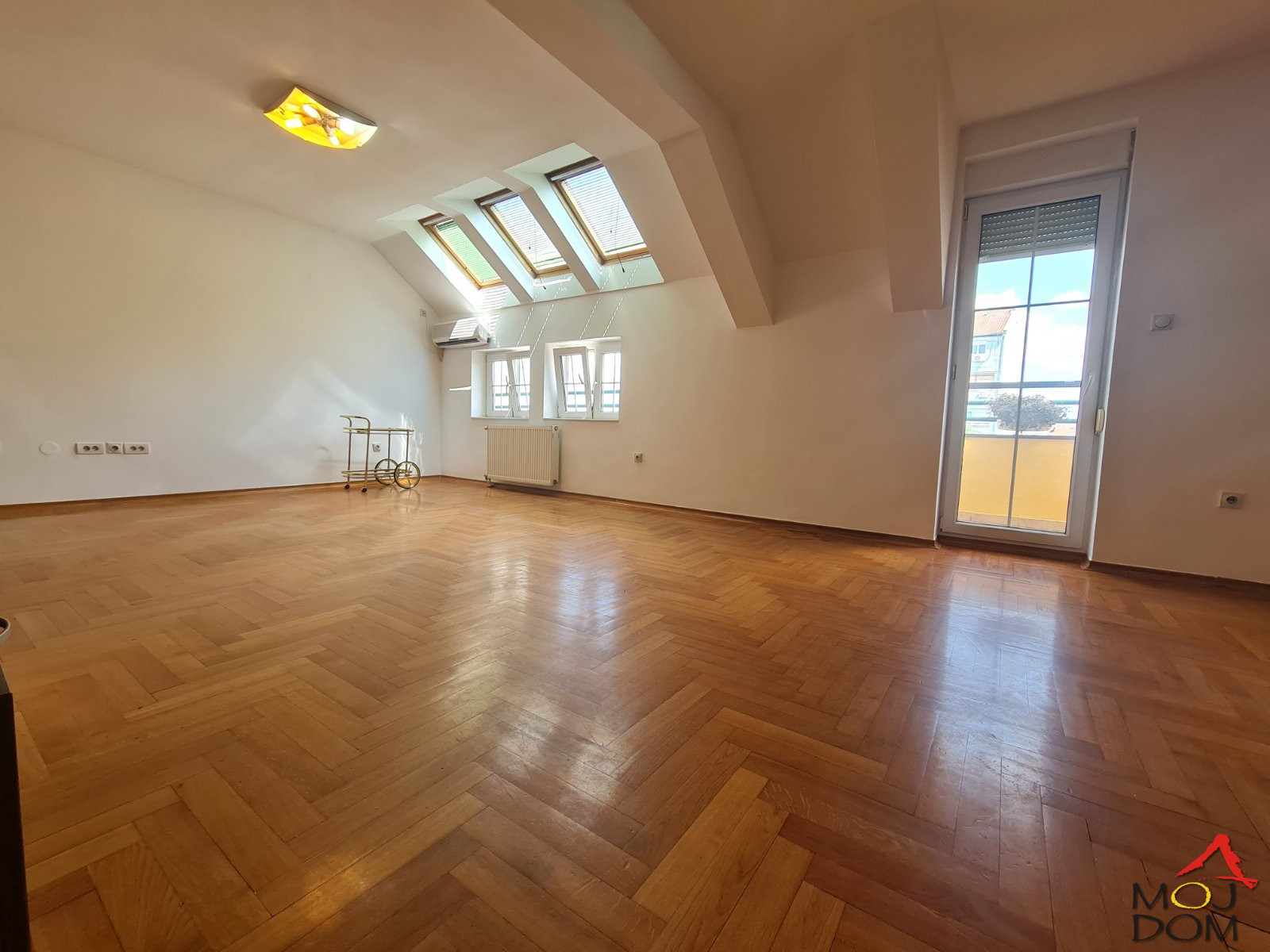 Stan,NOVI SAD,SOCIJALNO,kv: 93, € 189000, ID: 1028714 1