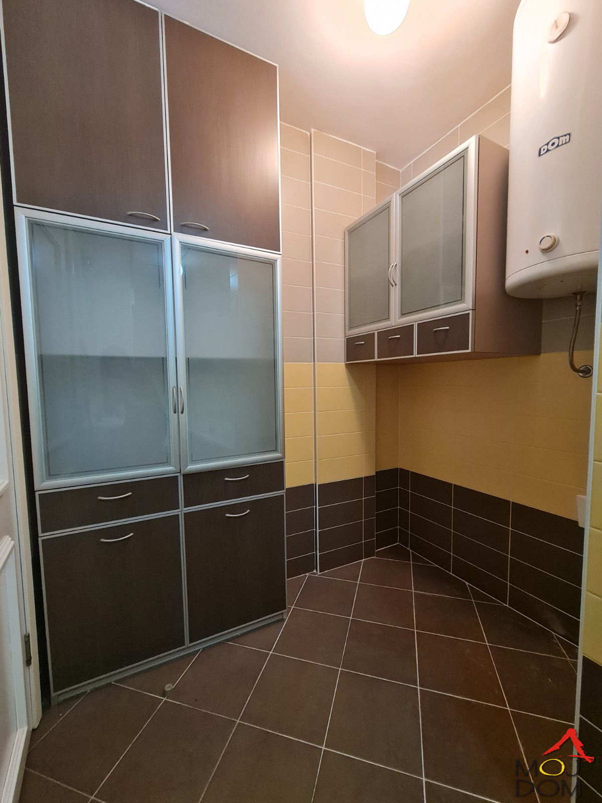 Stan,NOVI SAD,SOCIJALNO,kv: 93, € 189000, ID: 1028714 12
