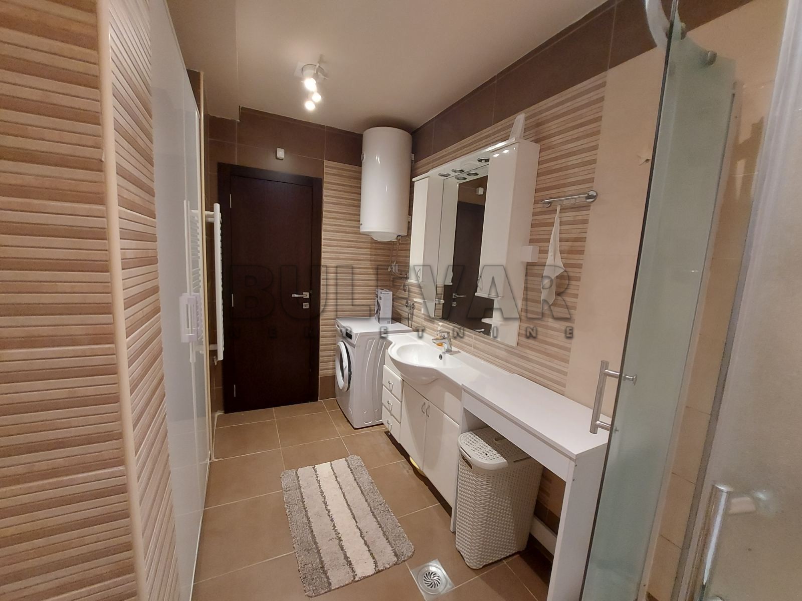 Trosoban stan, 66 m2, Čair, 9. brigade ID: i-012013 9