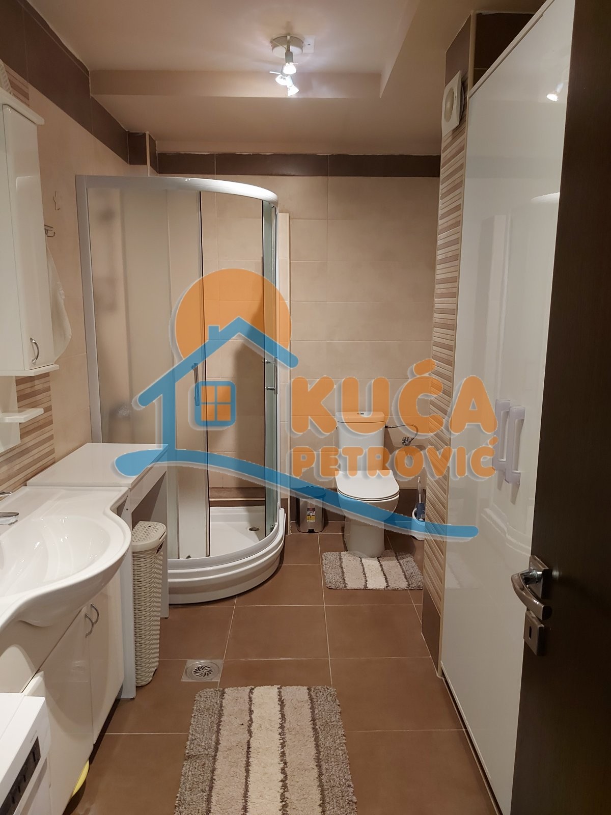 Trosoban stan, 66 m2, Čair, 9. brigade ID: i-012013 10