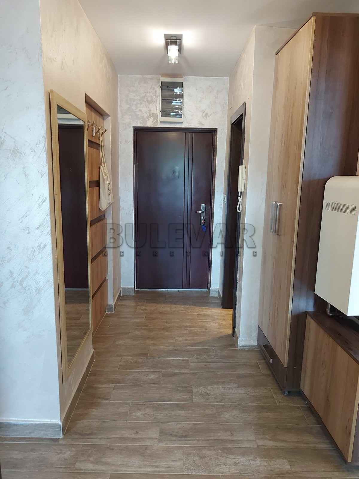 Trosoban stan, 66 m2, Čair, 9. brigade ID: i-012013 16