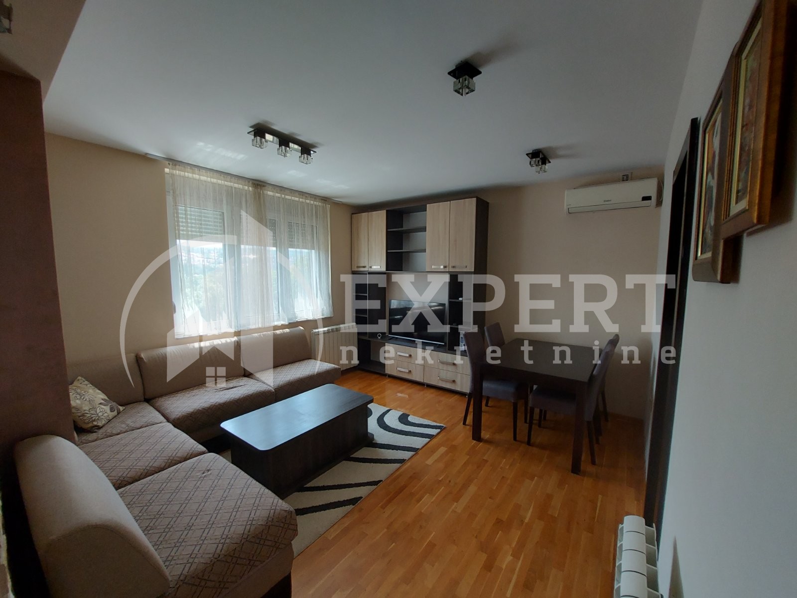 Trosoban stan, 66 m2, Čair, 9. brigade ID: i-012013 1